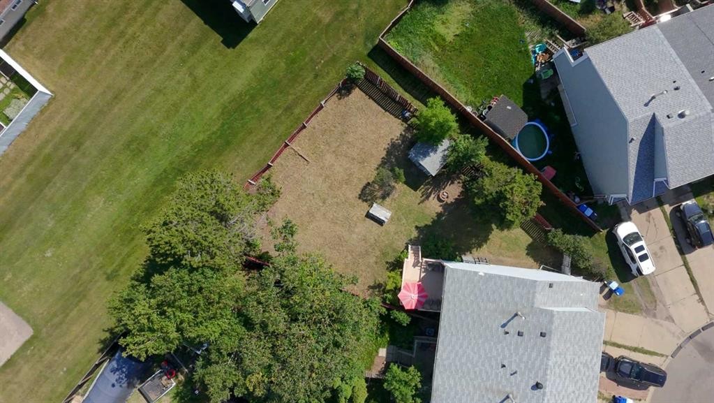 134 Wylie Place, Fort Mcmurray, AB - Outdoor With View
