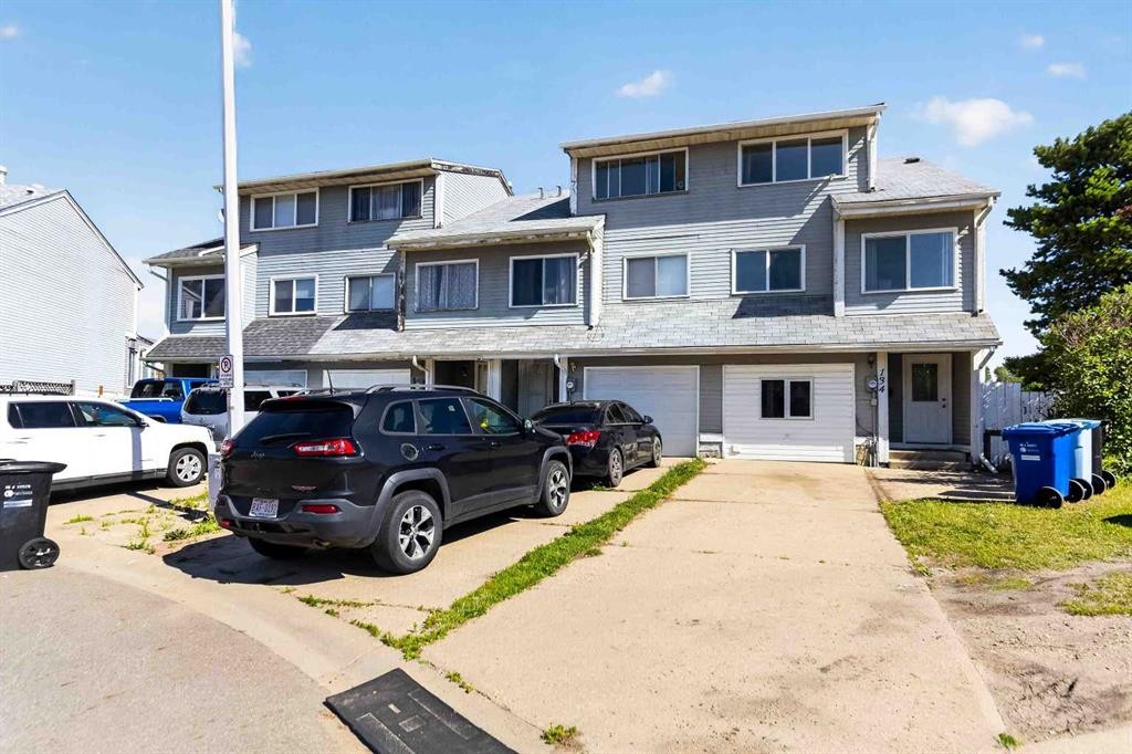 134 Wylie Place, Fort Mcmurray, AB - Outdoor With Facade