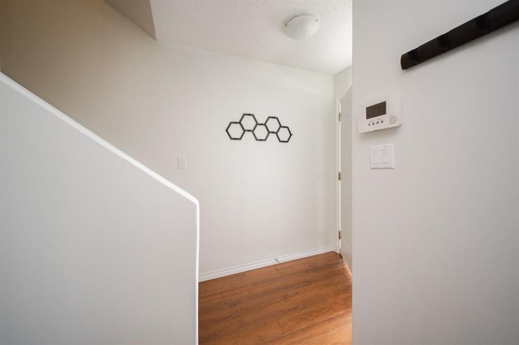 53-100 St.Laurent Way, Fort Mcmurray, AB - Indoor Photo Showing Other Room