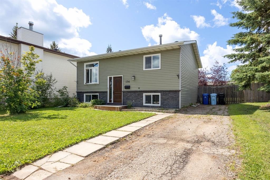 134 Farrell Bay, Fort Mcmurray, AB - Outdoor