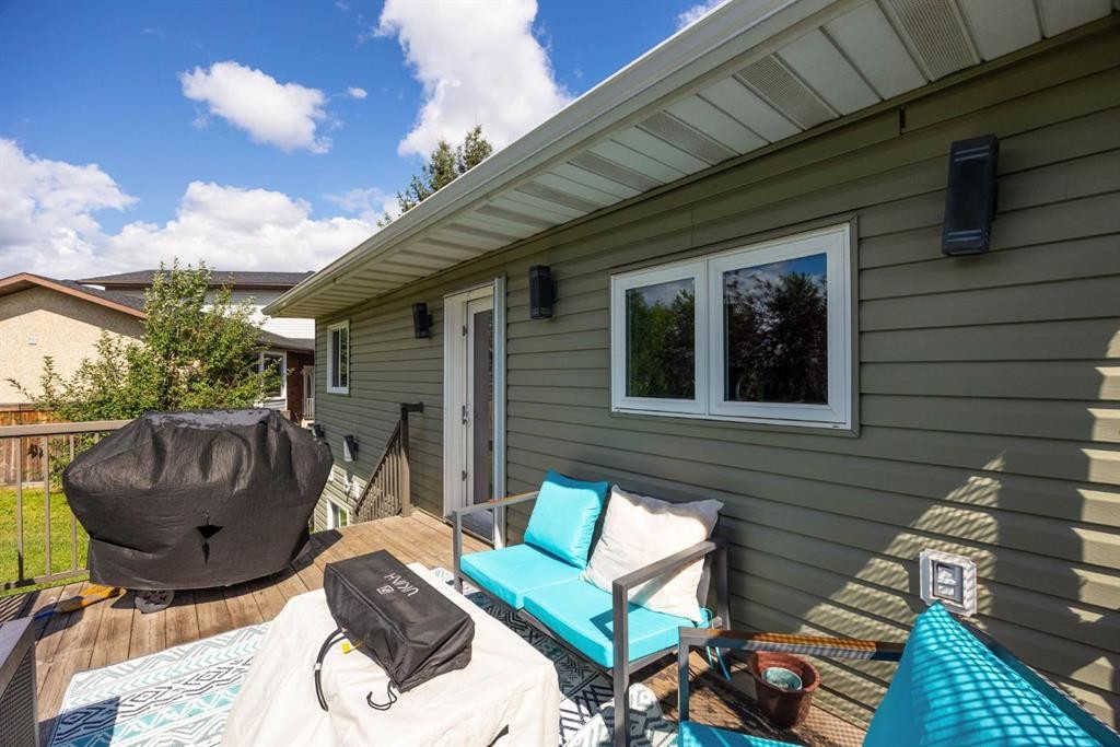134 Farrell Bay, Fort Mcmurray, AB - Outdoor With Deck Patio Veranda With Exterior
