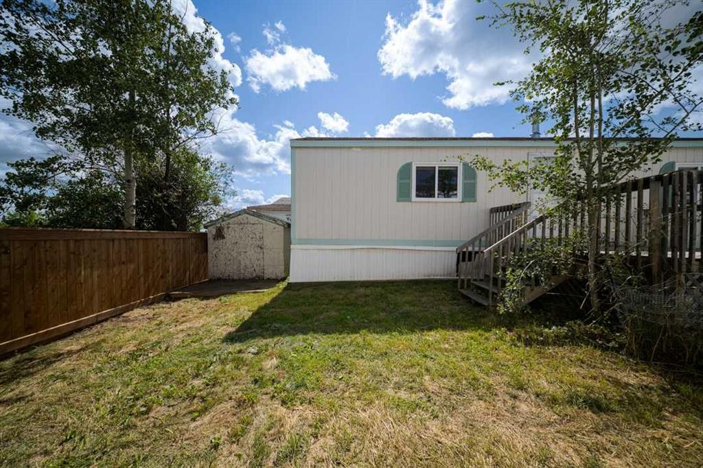 216 Cree Road, Fort Mcmurray, AB - Outdoor