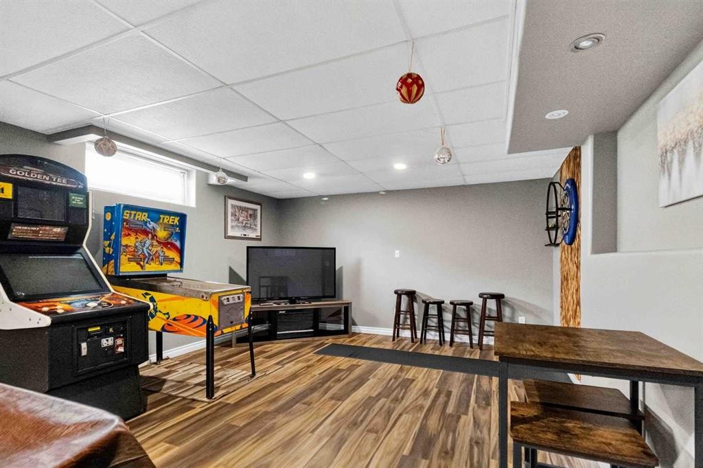 443 Pacific Crescent, Fort Mcmurray, AB - Indoor Photo Showing Other Room