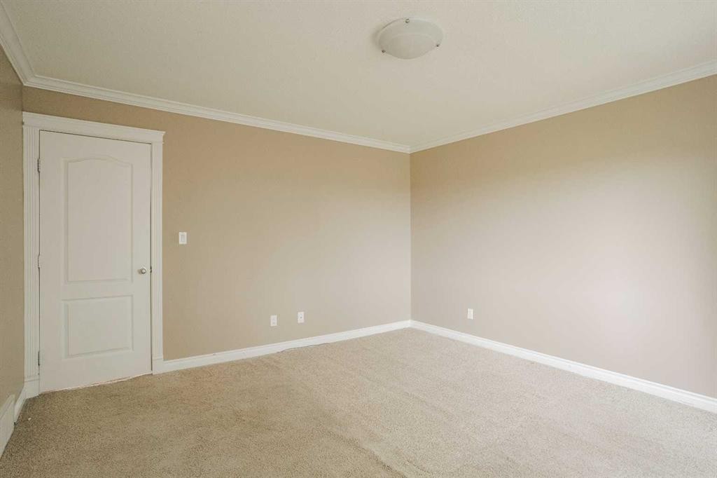 18-193 O'Coffey Crescent, Fort Mcmurray, AB - Indoor Photo Showing Other Room