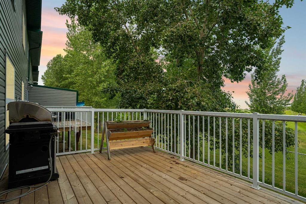 18-193 O'Coffey Crescent, Fort Mcmurray, AB - Outdoor With Deck Patio Veranda With Exterior