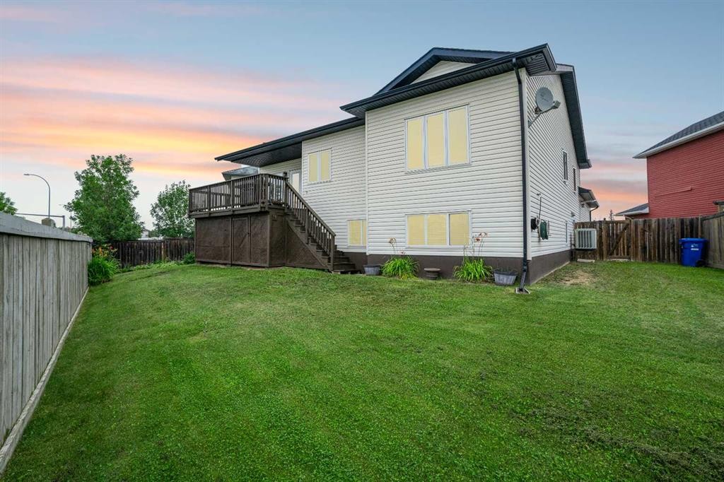 128 Dogwood Lane, Fort Mcmurray, AB - Outdoor