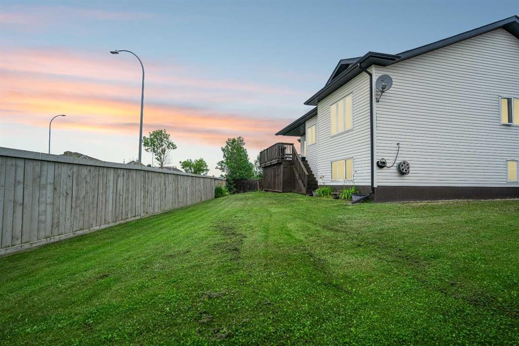 128 Dogwood Lane, Fort Mcmurray, AB - Outdoor