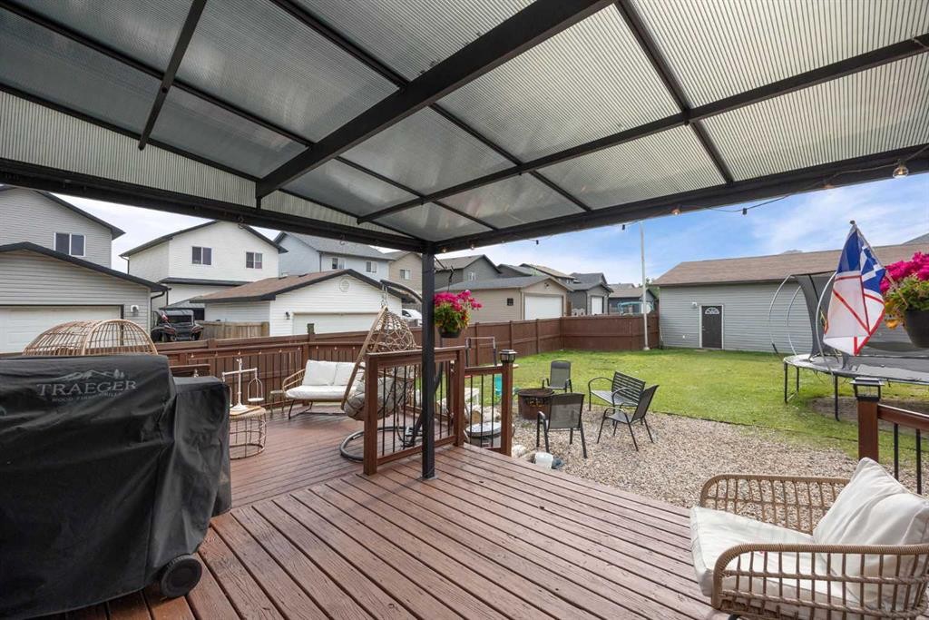 162 Chestnut Way, Fort Mcmurray, AB - Outdoor With Deck Patio Veranda With Exterior