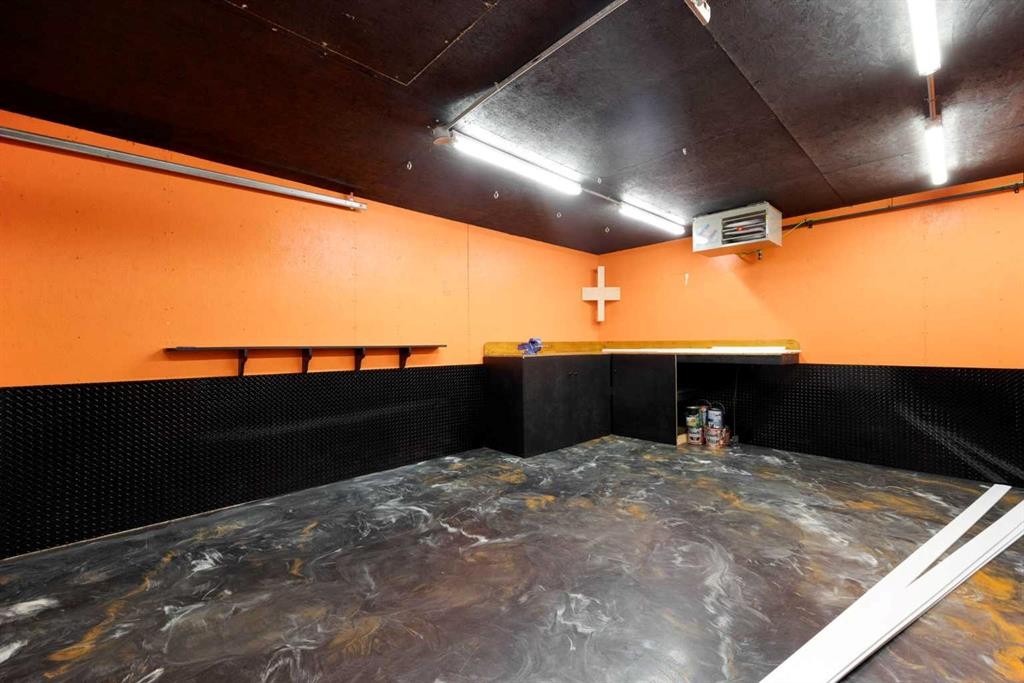 132 Grey Owl Place, Fort Mcmurray, AB - Indoor Photo Showing Garage