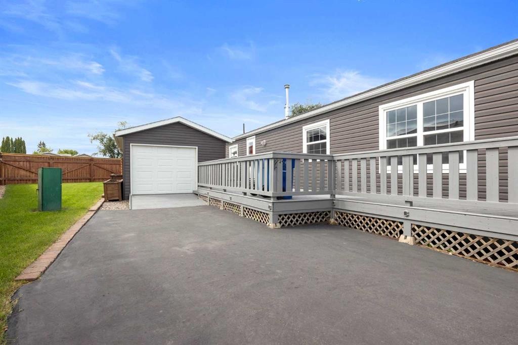 132 Grey Owl Place, Fort Mcmurray, AB - Outdoor