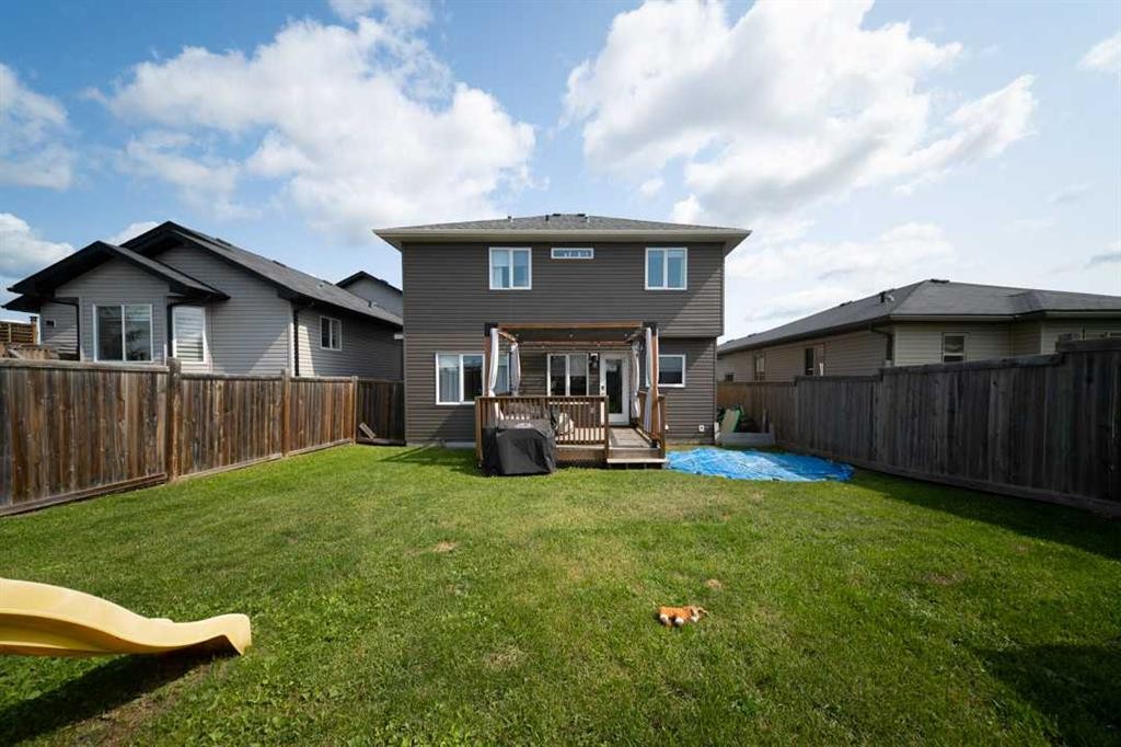 521 Walnut Crescent, Fort Mcmurray, AB - Outdoor With Deck Patio Veranda With Backyard With Exterior