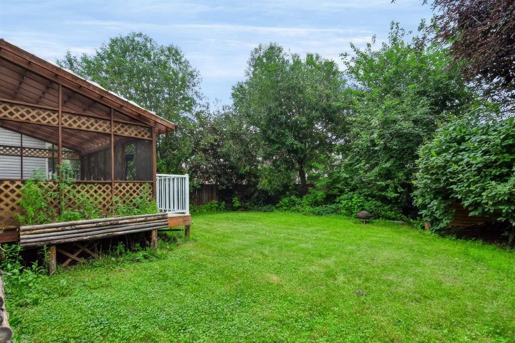 245 Bacon Place, Fort Mcmurray, AB - Outdoor