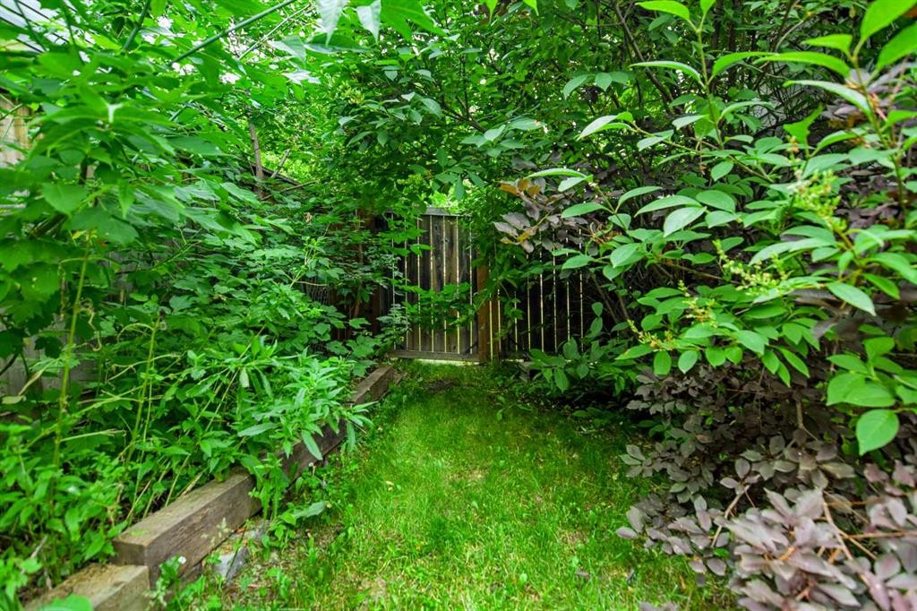 245 Bacon Place, Fort Mcmurray, AB - Outdoor