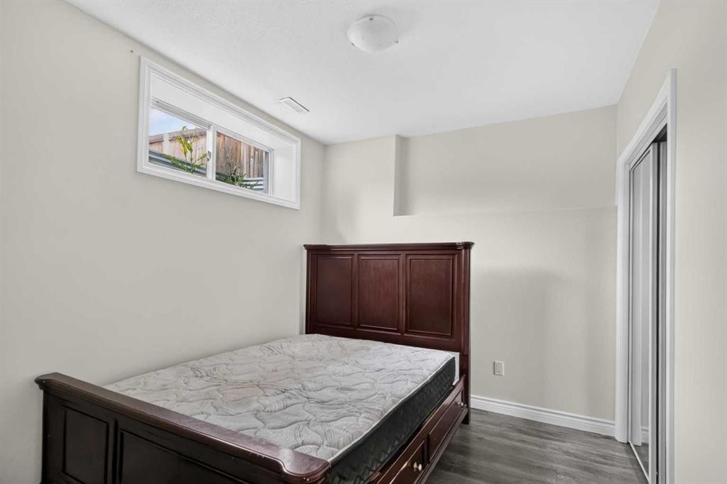 104 Killdeer Way, Fort Mcmurray, AB - Indoor Photo Showing Bedroom