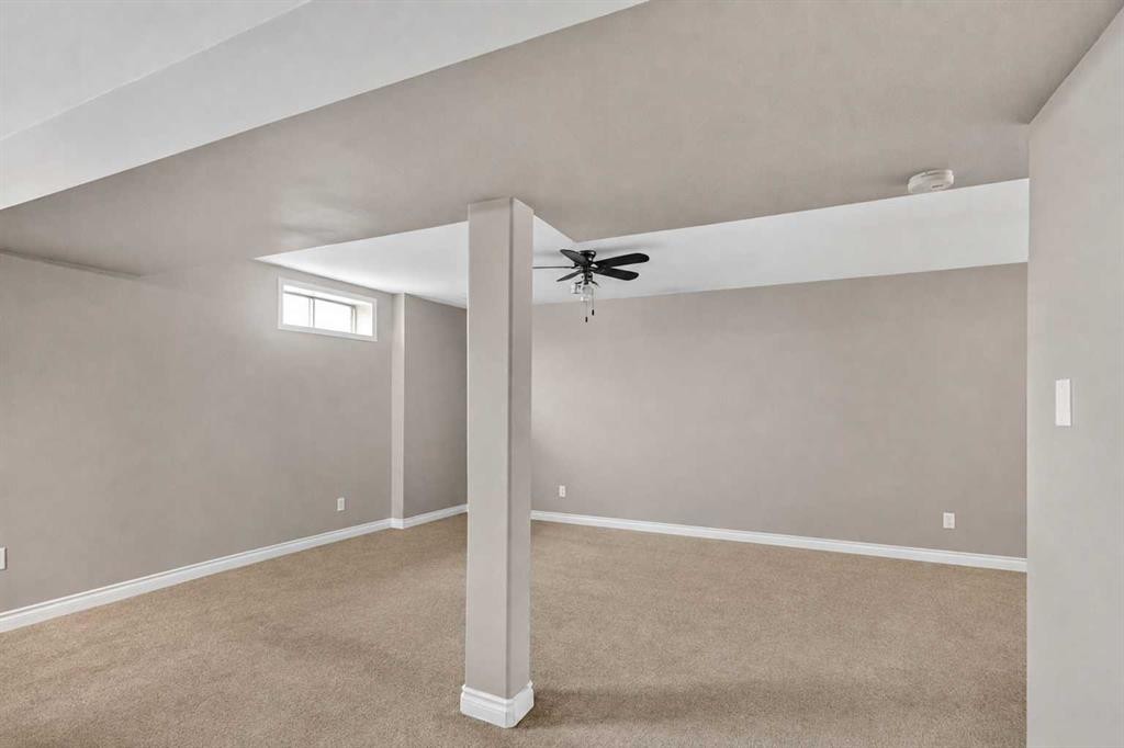 177 Leigh Crescent, Fort Mcmurray, AB - Indoor Photo Showing Other Room