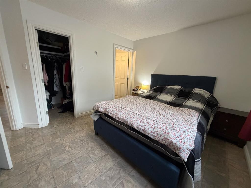 708 6 Street, Smith, AB - Indoor Photo Showing Bedroom