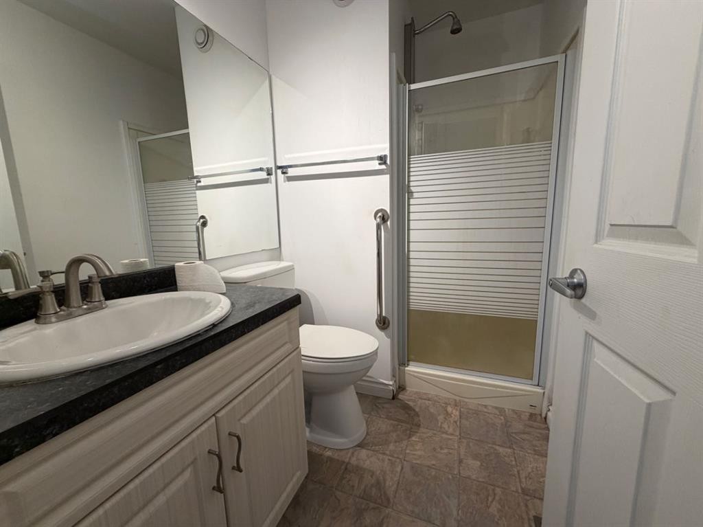 708 6 Street, Smith, AB - Indoor Photo Showing Bathroom