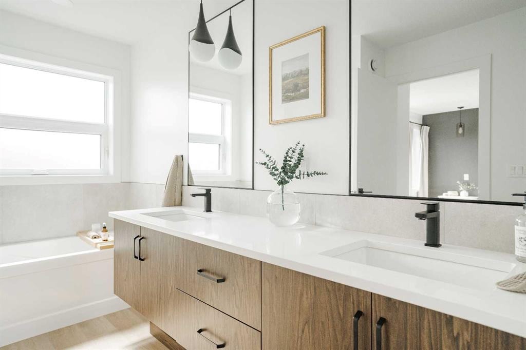 123 Athabasca Crescent, Fort Mcmurray, AB - Indoor Photo Showing Bathroom