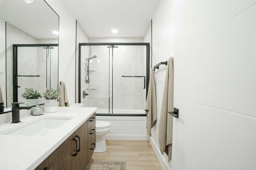 123 Athabasca Crescent, Fort Mcmurray, AB - Indoor Photo Showing Bathroom