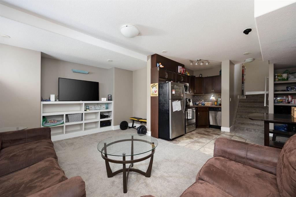 201 Snowy Owl Way, Fort Mcmurray, AB