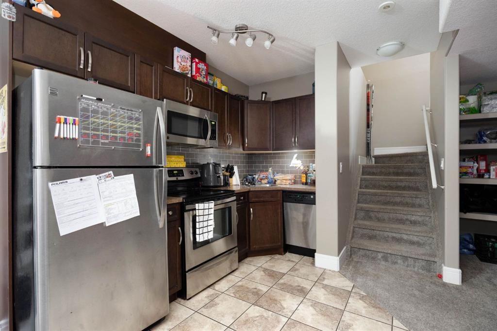 201 Snowy Owl Way, Fort Mcmurray, AB