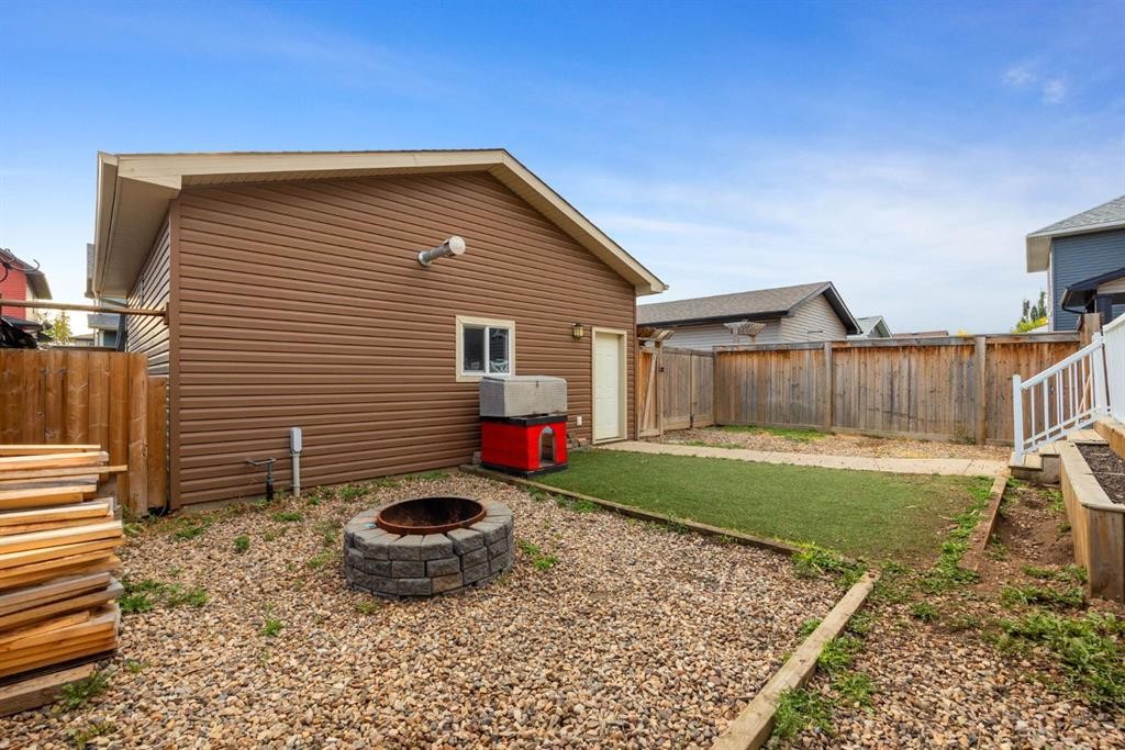 201 Snowy Owl Way, Fort Mcmurray, AB