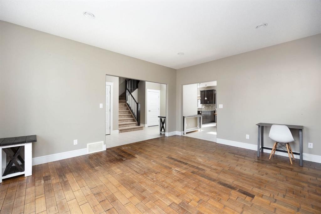 201 Snowy Owl Way, Fort Mcmurray, AB