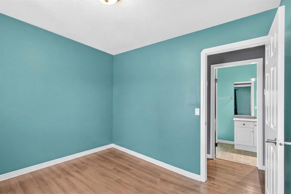 337 Diefenbaker Drive, Fort Mcmurray, AB - Indoor Photo Showing Other Room
