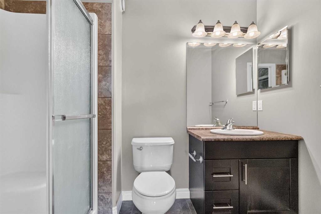 164 Fireweed Crescent, Fort Mcmurray, AB - Indoor Photo Showing Bathroom