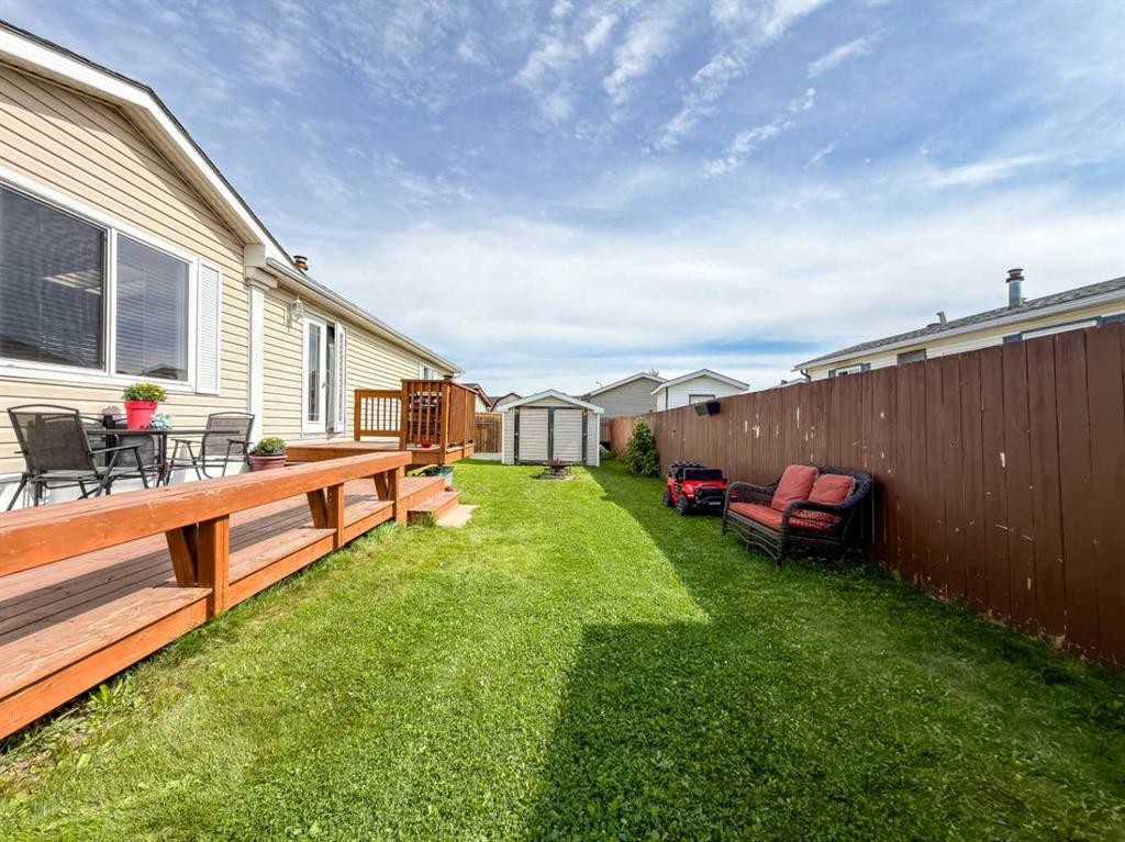 373 Harpe Way, Fort Mcmurray, AB - Outdoor With Deck Patio Veranda