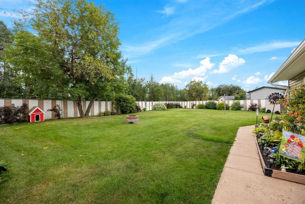 101 Thicket Drive, Fort Mcmurray, AB