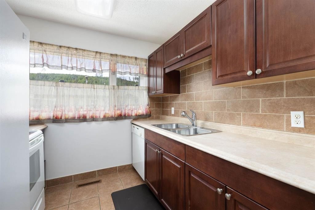 2 Blair Crescent, Fort Mcmurray, AB