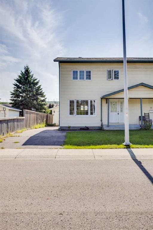 33 Poplar Crescent, Fort Mcmurray, AB