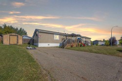 189 Clausen Crescent Fort Mcmurray, AB T9K 2H8
