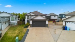 124 DICKEY Bay Fort Mcmurray, AB T9K 2N3