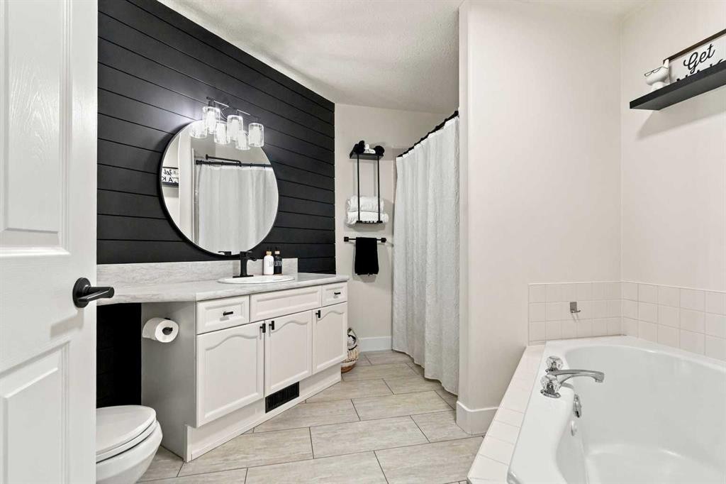 38-240 Laffont Way, Fort Mcmurray, AB