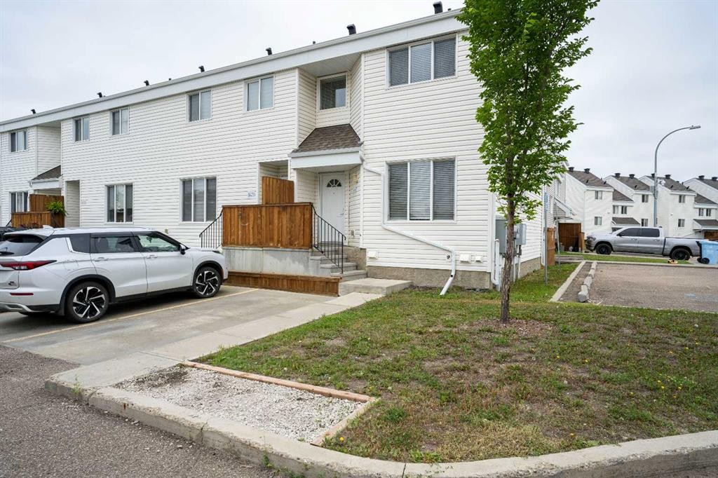 37-711 Beacon Hill Drive, Fort Mcmurray, AB