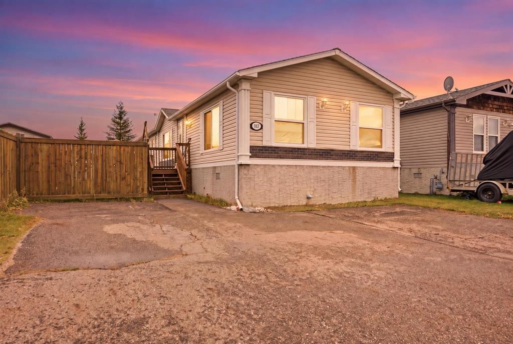 117 Elm Street, Fort Mcmurray, AB