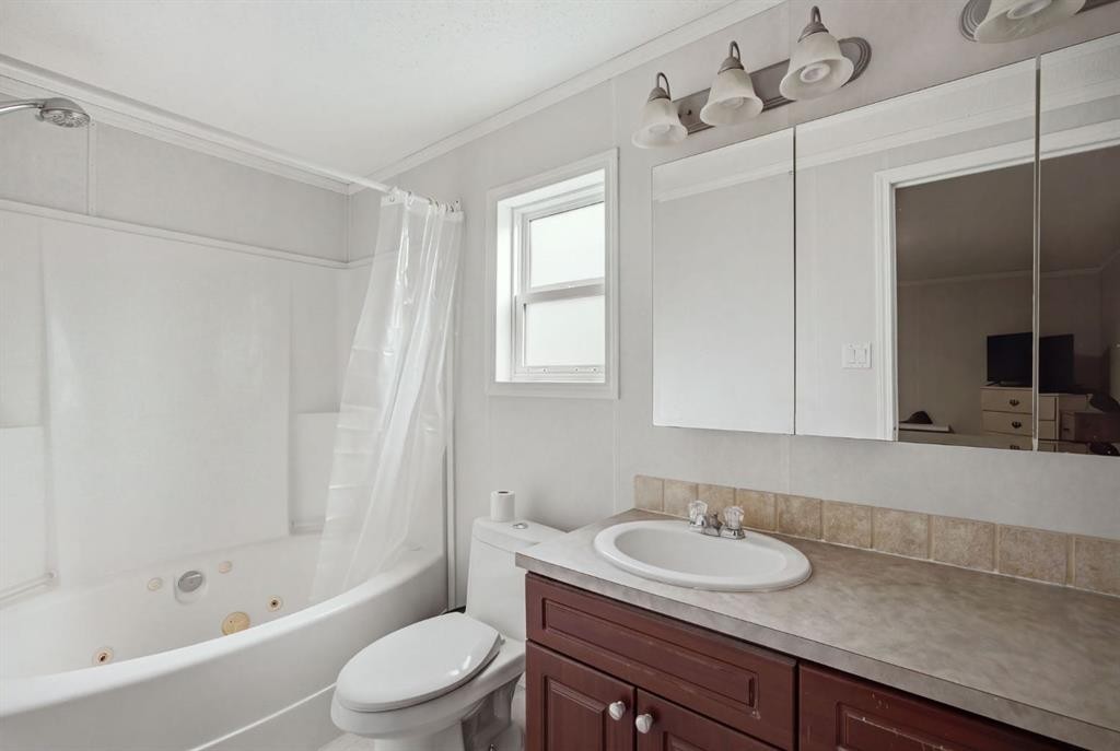 117 Elm Street, Fort Mcmurray, AB