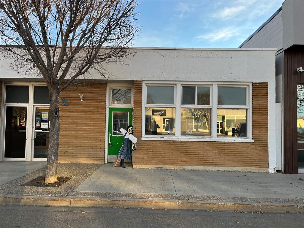 5005 50 Street, Killam, AB