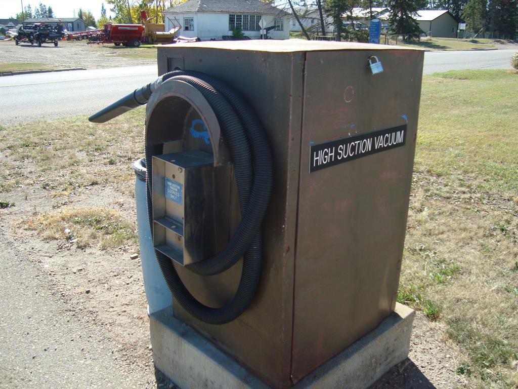 116 First Avenue, Trochu, AB