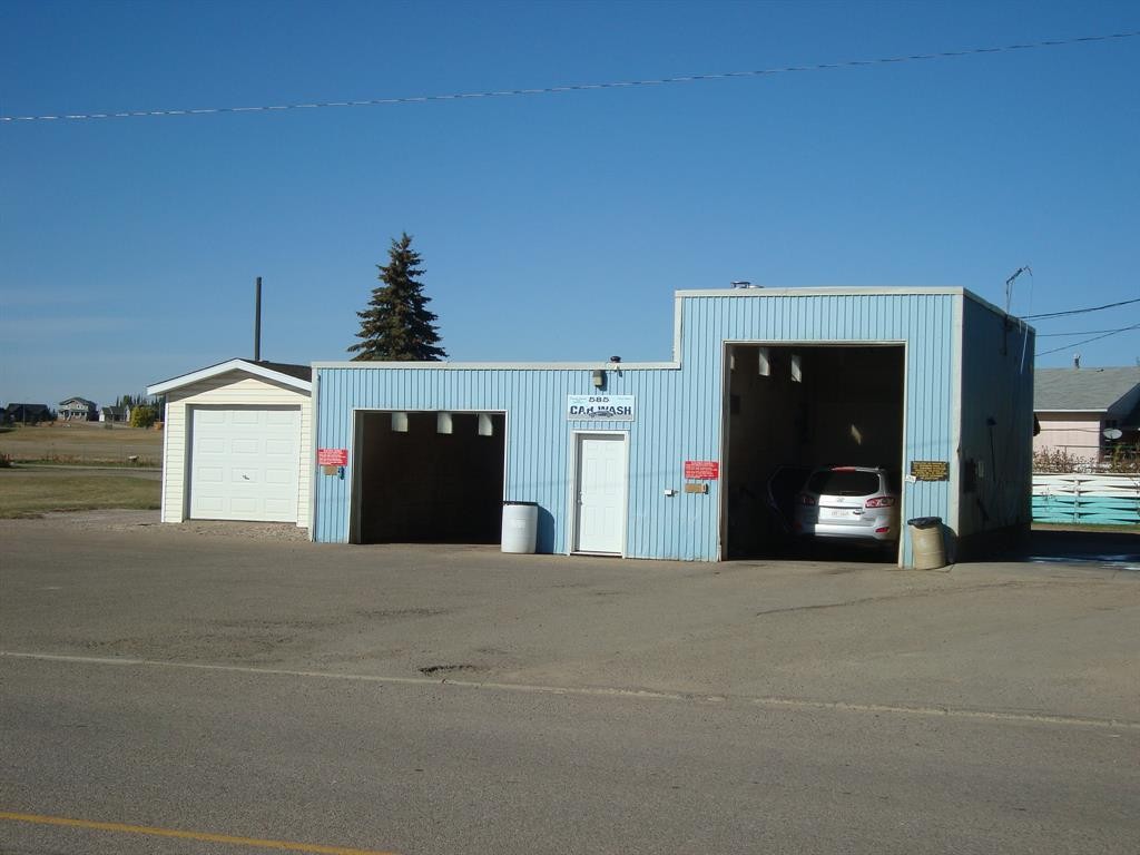 116 First Avenue, Trochu, AB