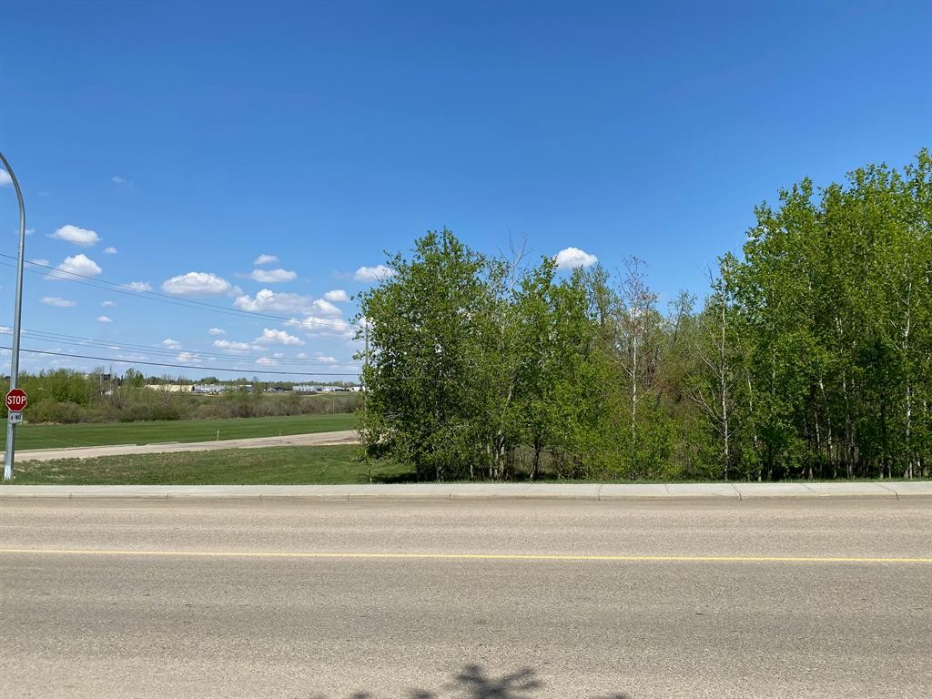 5005 46 Street, Ponoka, AB