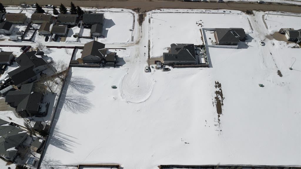 7210 44 Avenue Close, Camrose, AB