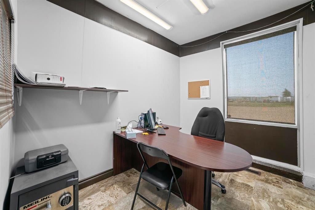 4707 39 Street, Camrose, AB