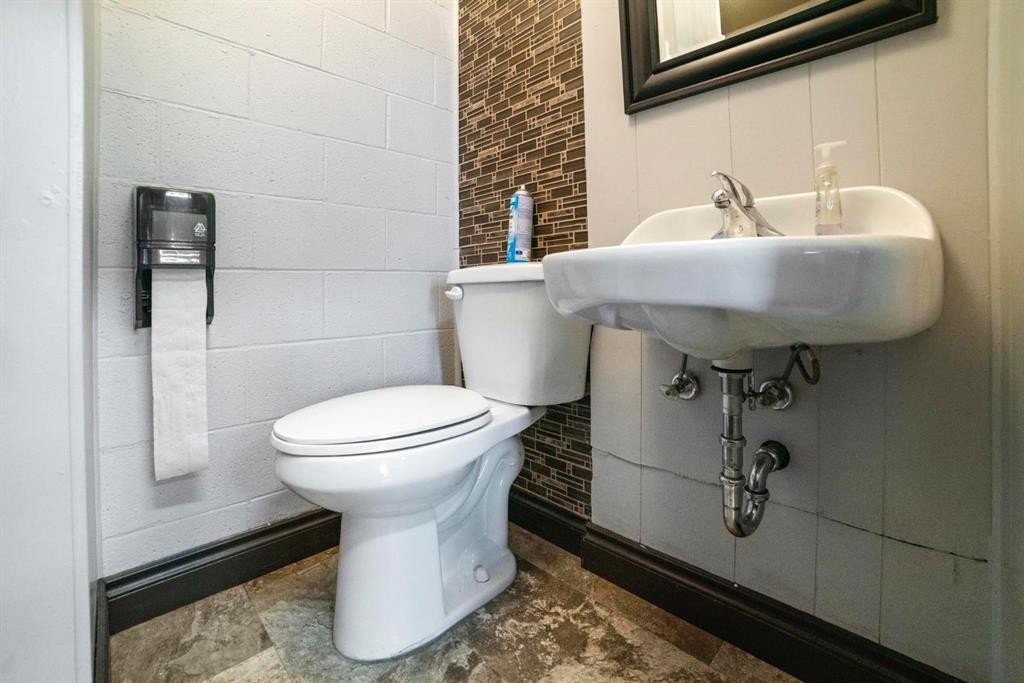 4707 39 Street, Camrose, AB