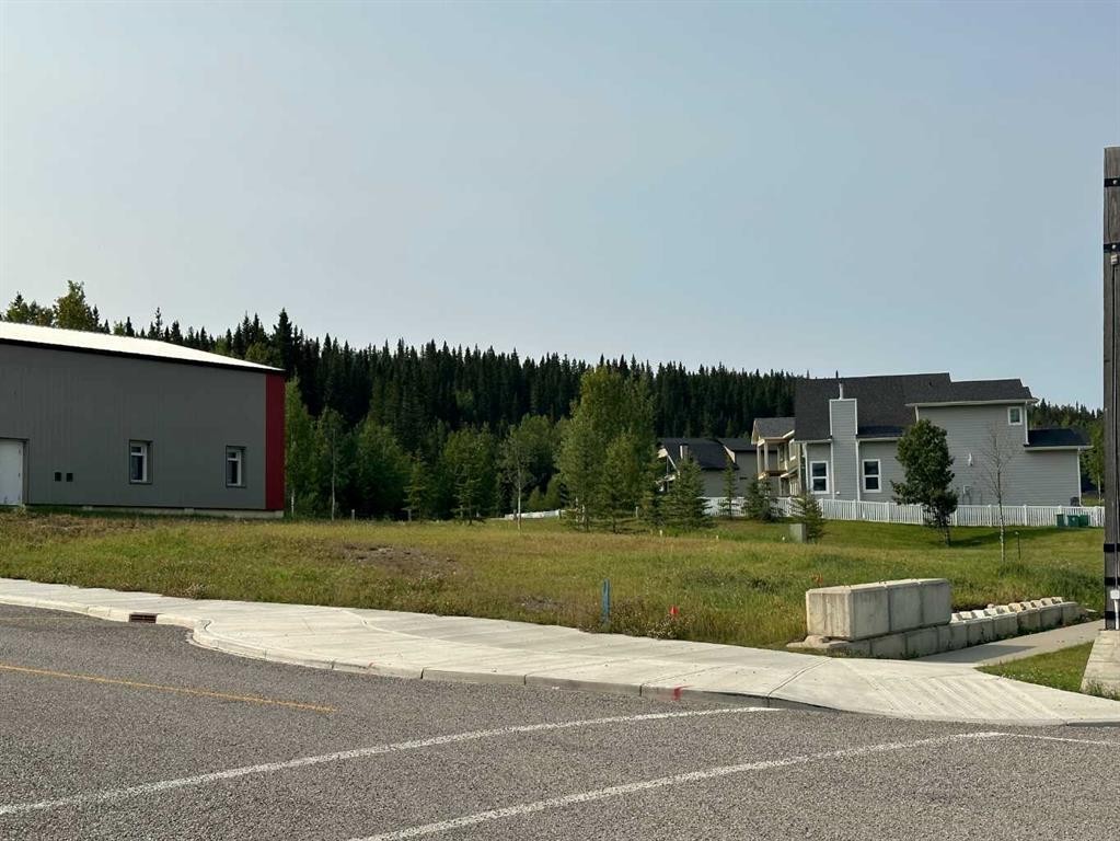 113 Centre Street, Nordegg, AB