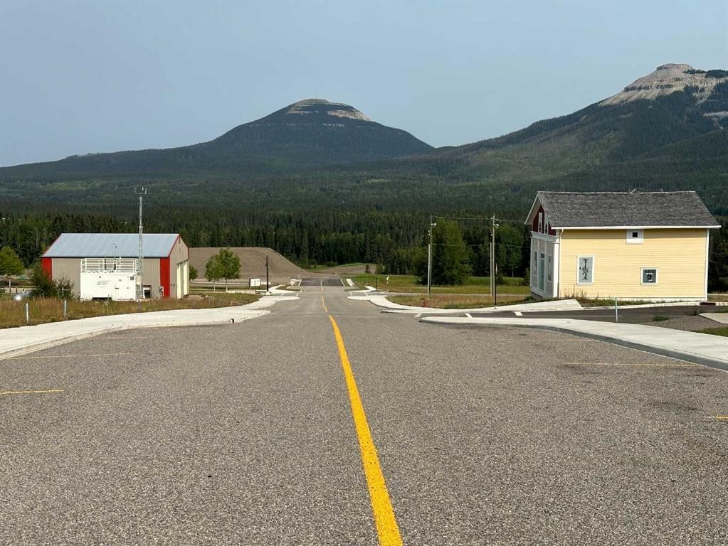 112 Centre Street, Nordegg, AB