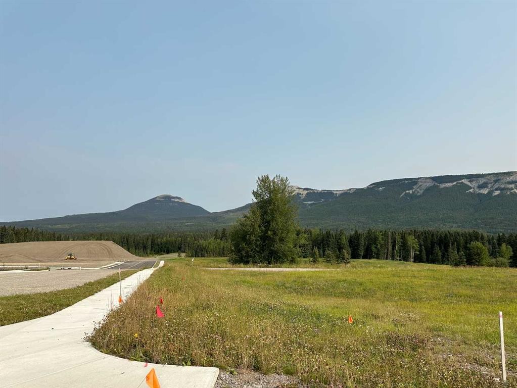 112 Centre Street, Nordegg, AB