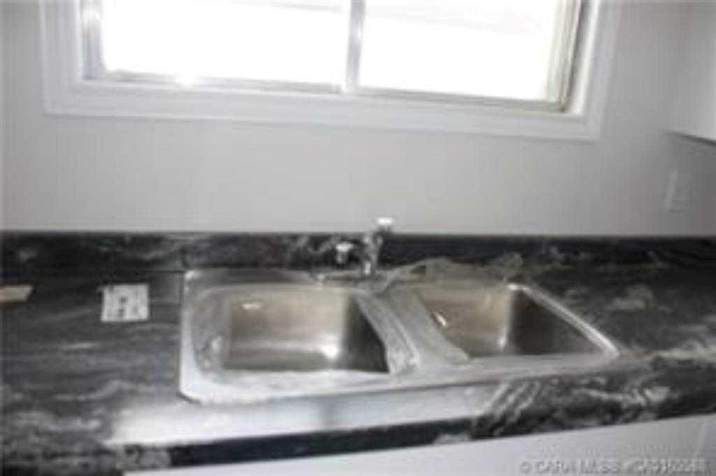 5035 50 Street, Hardisty, AB